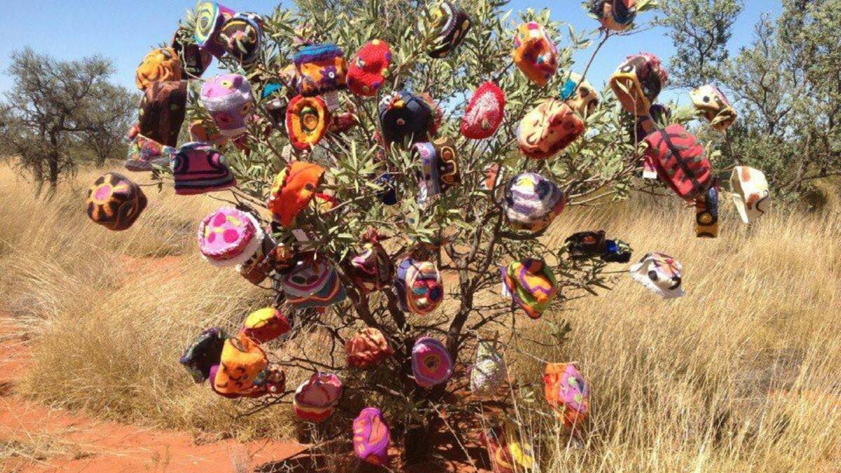 The Alice Springs Beanie Festival is a community- based event that began in 1997 with a ‘beanie party’, organised by Adi Dunlop.