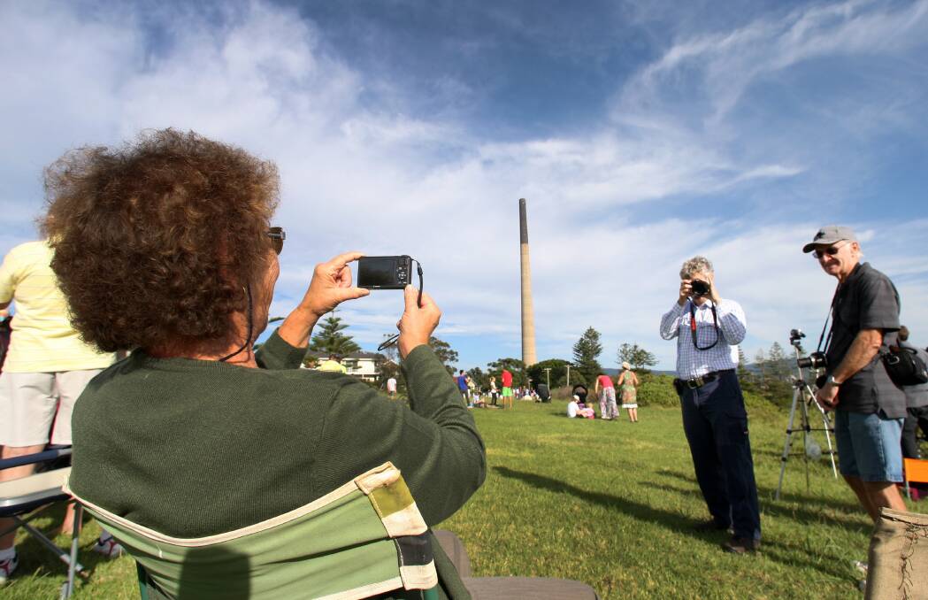 Onlookers at Gallopili Park in Port Kembla getting ready for the demolition. Picture: ORLANDO CHIODO