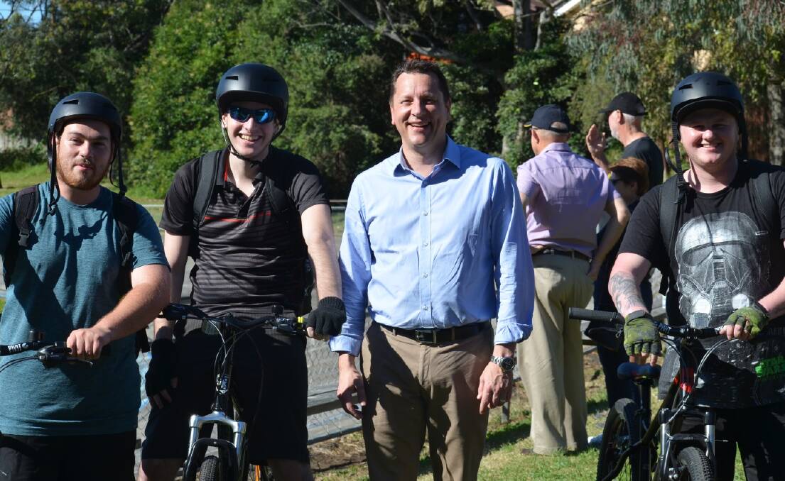 Michael King, Michael Field and Hayden Goldsmith, Southern Youth and Family Services supporters with MP Paul Scully at Ride4Rotary 2017. 
