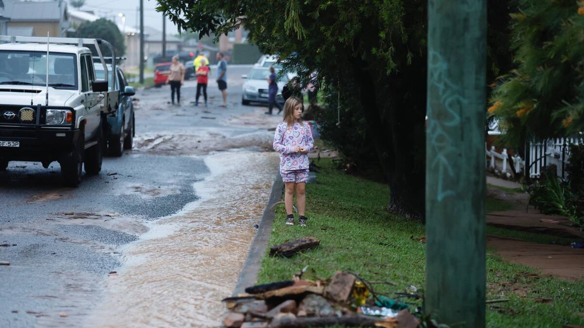 'Whole inside of the house is gone': Thirroul family uninsured after flood disaster