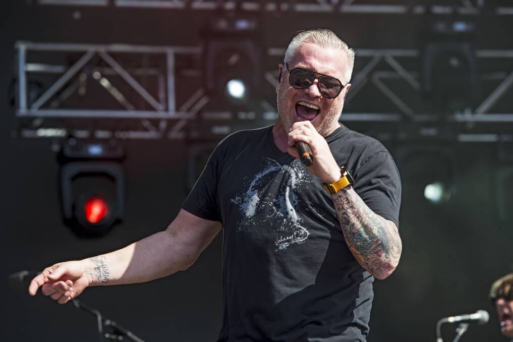 COME BACK: Steve Harwell of Smash Mouth will belt out some hits at Anita's Theatre and other Australian venues this November. Picture: AP