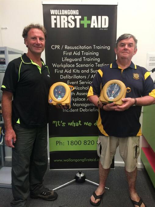 Saving lives: Mark McCarthy of Wollongong First Aid and David Guillaume, President of the Rotary Club of Fairy Meadow 2018-19.