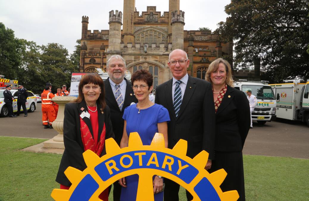 Event specialists: Ian Johnston (2nd left) & Carole Johnston (right) with Dot Hennessy, Linda Hurley & Governor of NSW general David Hurley. Picture: Greg Ellis.


